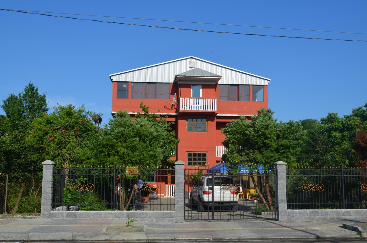 Hotel Near The Sea Koboeleti Buitenkant foto